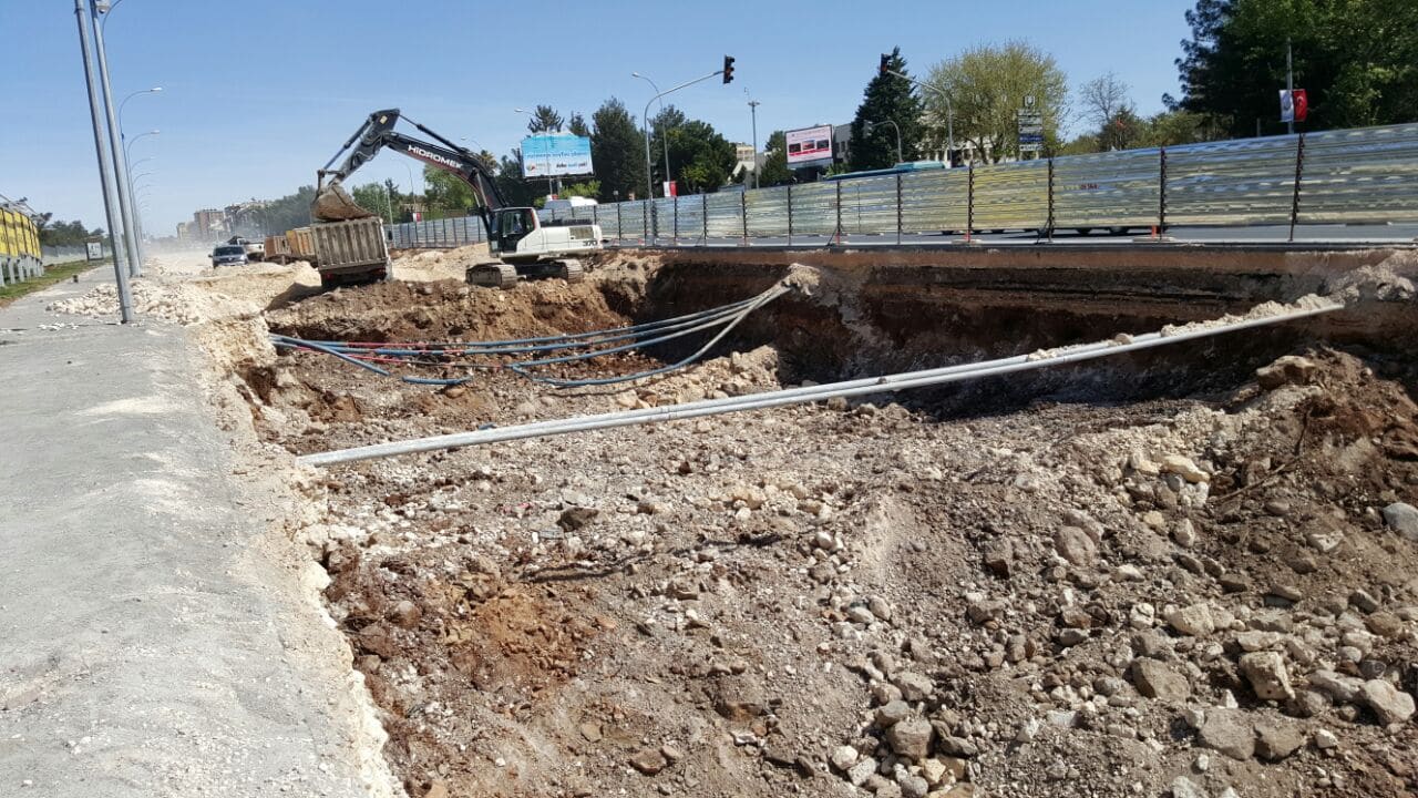 2 Adet Köprülü Kavşak (Emniyet Kavşağı ve Necip Fazıl Kısakürek Kavşağı) Yapım İşi